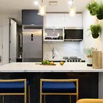 1597-9 Renovated Prime Ues Wd In Unit Apartment *
