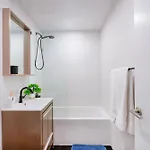 13-3 I Brand New 4br 3 Baths Duplex Private Roof Deck Apartment