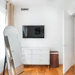 13-3 I Brand New 4br 3 Baths Duplex Private Roof Deck * New York