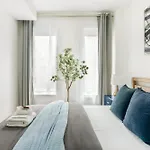 13-3 I Brand New 4br 3 Baths Duplex Private Roof Deck * New York