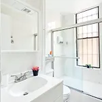 Apartment 2 Bd Hidden Oasis In Lower Manhattan New York