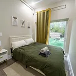 Apartment Charming 2br Bkyrd Near Williamsburg New York
