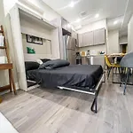 Charming 2Br Bkyrd Near Williamsburg