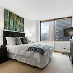 Global Luxury At The Marc Apartment *