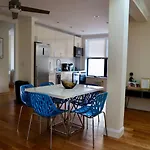 Modern Apartment In New York By Central Park