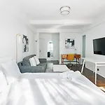 Excellent Studio At Upper East Side