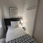 Time Square 42nd Street Private Homestay *