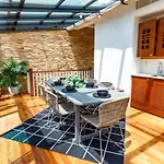 Manhattan Marvel Luxury Living In A Townhome Oasis I The Atrium I Apartment New York