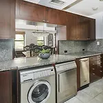 Apartment Manhattan Marvel Luxury Living In A Townhome Oasis I The Atrium I *