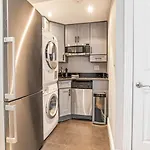 Apartment Charming 2bed 1bth Apt *