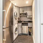 Apartment Charming 2bed 1bth Apt
