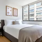Apartment Chelsea 1br W Doorman Elevator Nr High Line Nyc-609 New York