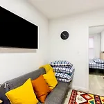 Magnificent In Lower Manhattan Apartment *