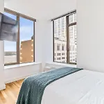 Lux Room With Shared Bath Apt