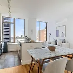 Lux Room With Shared Bath Apt