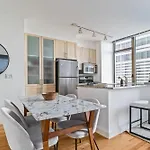 Lux Room With Shared Bath Apt