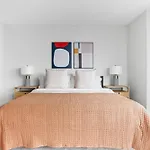 Inviting 2bedroom 2bath * New York