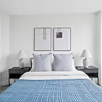 Inviting 2bedroom 2bath *