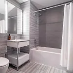 Apartment Elegant 2 Bd 2 Bath Escape New York