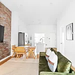 Midtown Marvel 2 Bd 2 Bath Apt