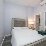 Spectacular Times Square 5 Bedroom Duplex Oasis Apartment New York