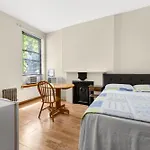 Hostel West 30th Street *