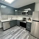Monthly Nyc Rentals- Beautiful 2 Bedroom 2 Ba Unit