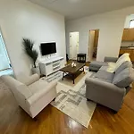 Bright 3 Bedroom In East Harlem! * New York