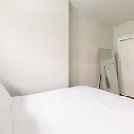 Monthly Nyc Rentals- Radiant 2 Bedroom Apartment