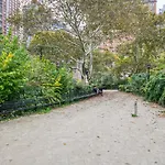 Bright Fidi Studio W Gym Doorman Nyc-115