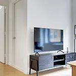 Uws 1br W Elevator Gym Nr Park Nyc-686 * New York