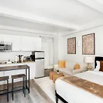 73-410 Luxury 24 Dm New Uws Gym Laundry * New York