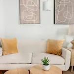 73-410 Luxury 24 Dm New Uws Gym Laundry Apartment New York