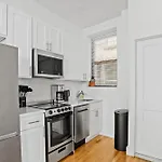 Welcoming 2br 1 Bath *