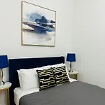 Apartment Broadway Bliss