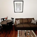 Stylish 3 Bedroom With Modern Amenities