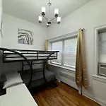 Apartment Broadway Bliss