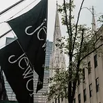 The Jewel Hotel, Hotel New York
