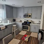 Cozy & Relax Llc Airb&B