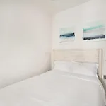 Apartment 69-2b Prime Lower East East Brand New 1br New York
