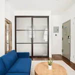 69-2b Prime Lower East East Brand New 1br *