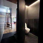 Modern, Charming, Spacious 3-Bedroom Retreat In Brooklyn With Rem-Casa