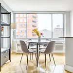 Kips Bay 1br W Doorman Elevator Gym Nyc-478 Apartment