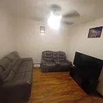 Spacious Bedroom For 2 With Private Backyard In A Share Apartment