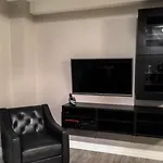 Stunning 1 Bedroom Apartment