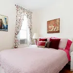 Monthly Nyc Rentals- Modern 3 Bedroom Unit