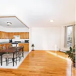Spacious 3 Bedroom 1Ba Apartment
