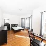 Spacious 3 Bedroom 1Ba Apartment