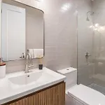 Luxurious Harlem With Modern Amenities, Outdoor Patio! Apartment New York