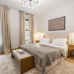 Apartment Luxurious Harlem With Modern Amenities, Outdoor Patio! New York